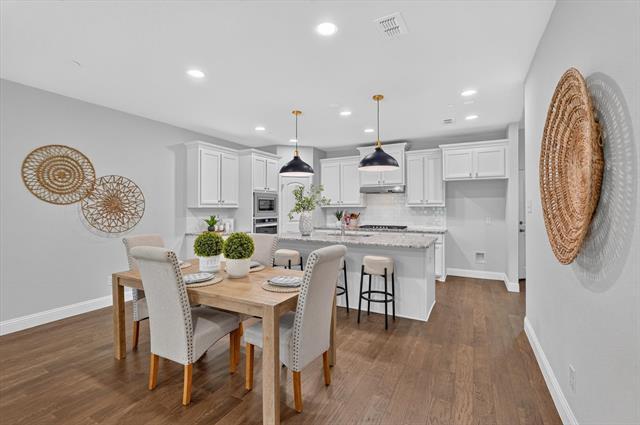 Building Photo - 2873 Creekway Dr