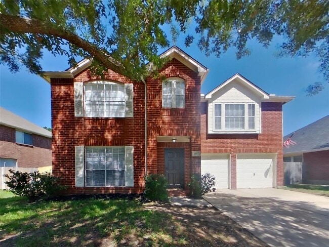 Primary Photo - 3607 Lakeaires Ln