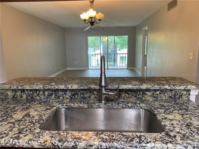 Building Photo - 208 Palmetto Ct