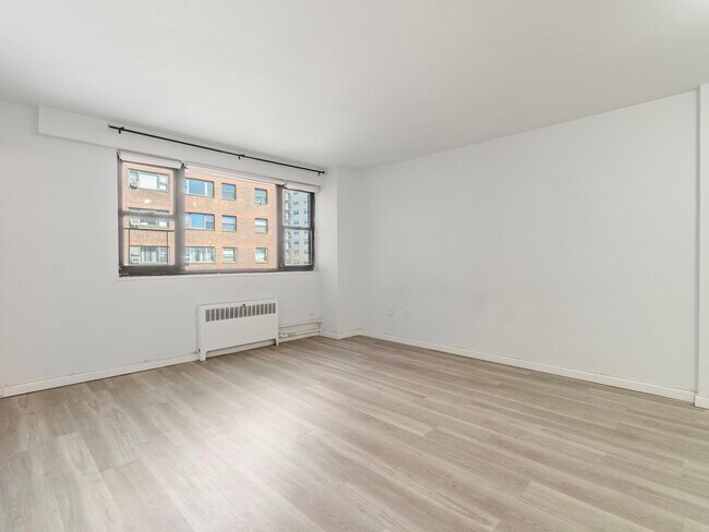 Building Photo - 6515 JFK Blvd E