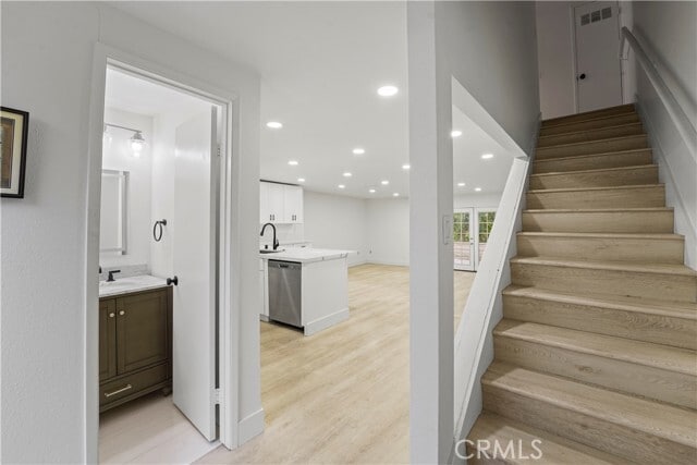 Building Photo - 23821 Hillhurst Dr