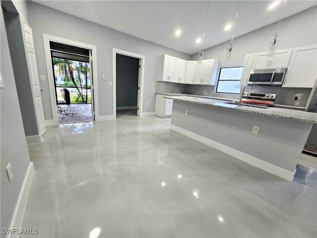 Building Photo - 17748 Port Boca Ct