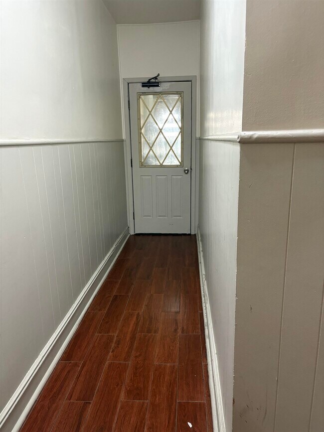 Building Photo - 121-123-123 W 25th St