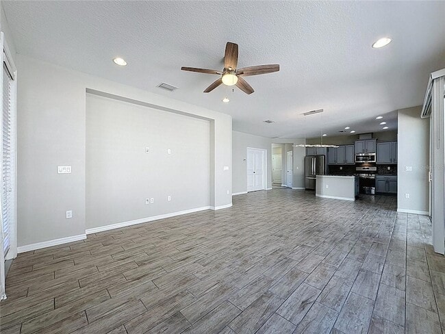 Building Photo - 329 Alcove Dr