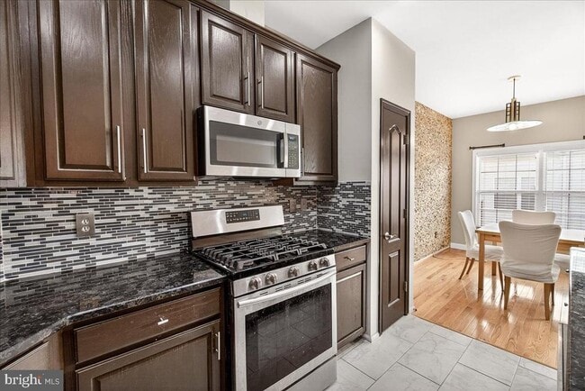 Building Photo - 10229 Rutland Round Rd