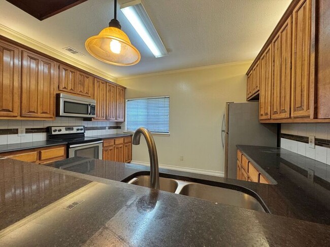 Building Photo - 3522 Wyatt Ln