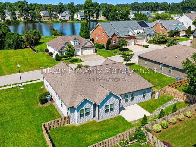 Building Photo - 8029 Crookneck Dr