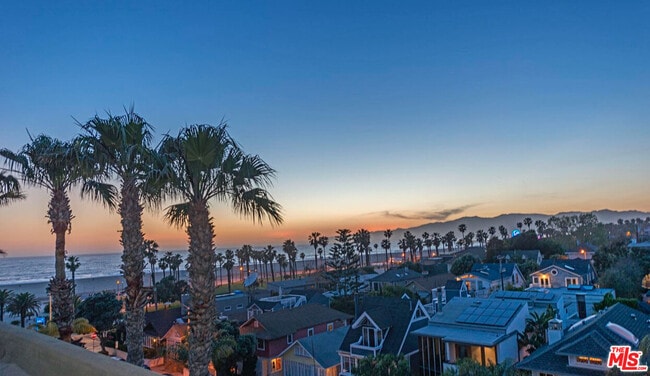 Building Photo - 110 Ocean Park Blvd