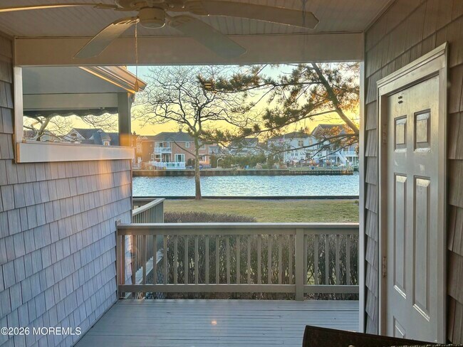 Building Photo - 9 Bay Point Harbour