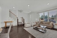 Building Photo - 432 Texas Dr