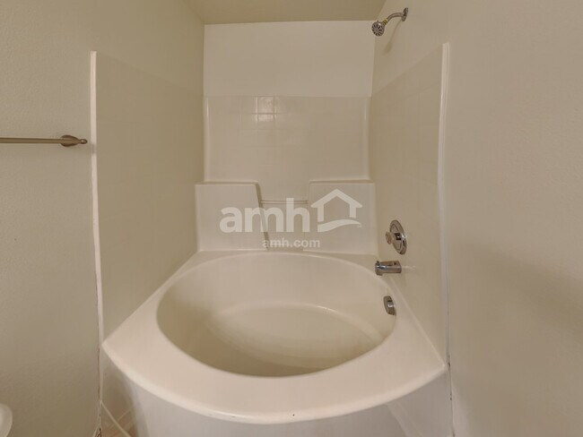 Building Photo - 9220 W Hearthside Dr