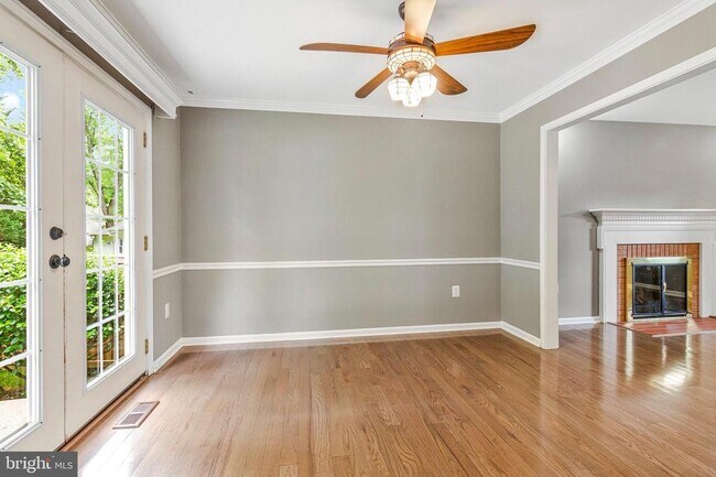 Building Photo - 7915 Journey Ln