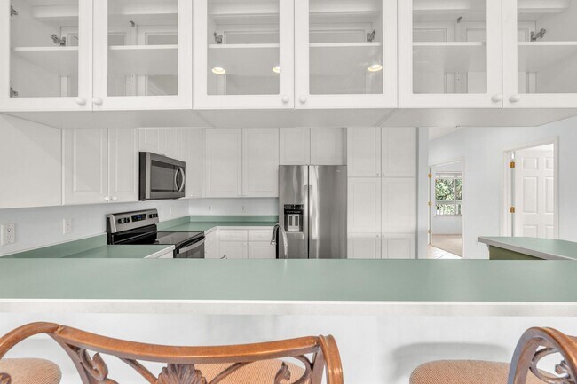 Building Photo - Gorgeous Condo in Niceville!!  Bluewater Bay Living at its BEST!!