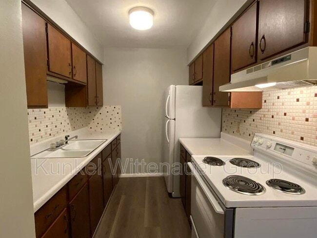 Building Photo - 514 N 38th St