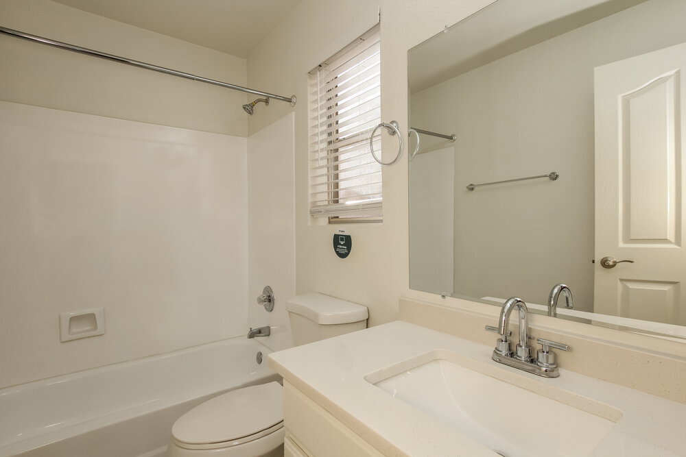 Building Photo - 12218 W Cambridge Ave