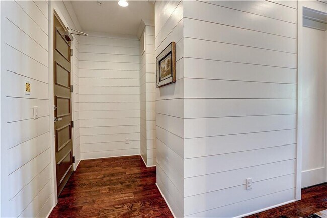 Building Photo - 12600 Marstrow Dr