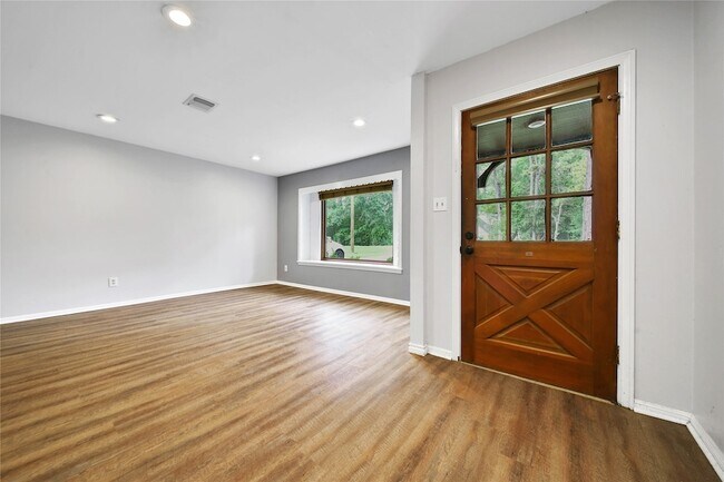 Building Photo - 1626 Hamblen Rd