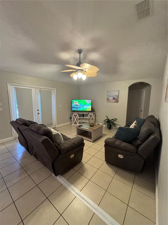 Building Photo - 2961 Siesta View Dr