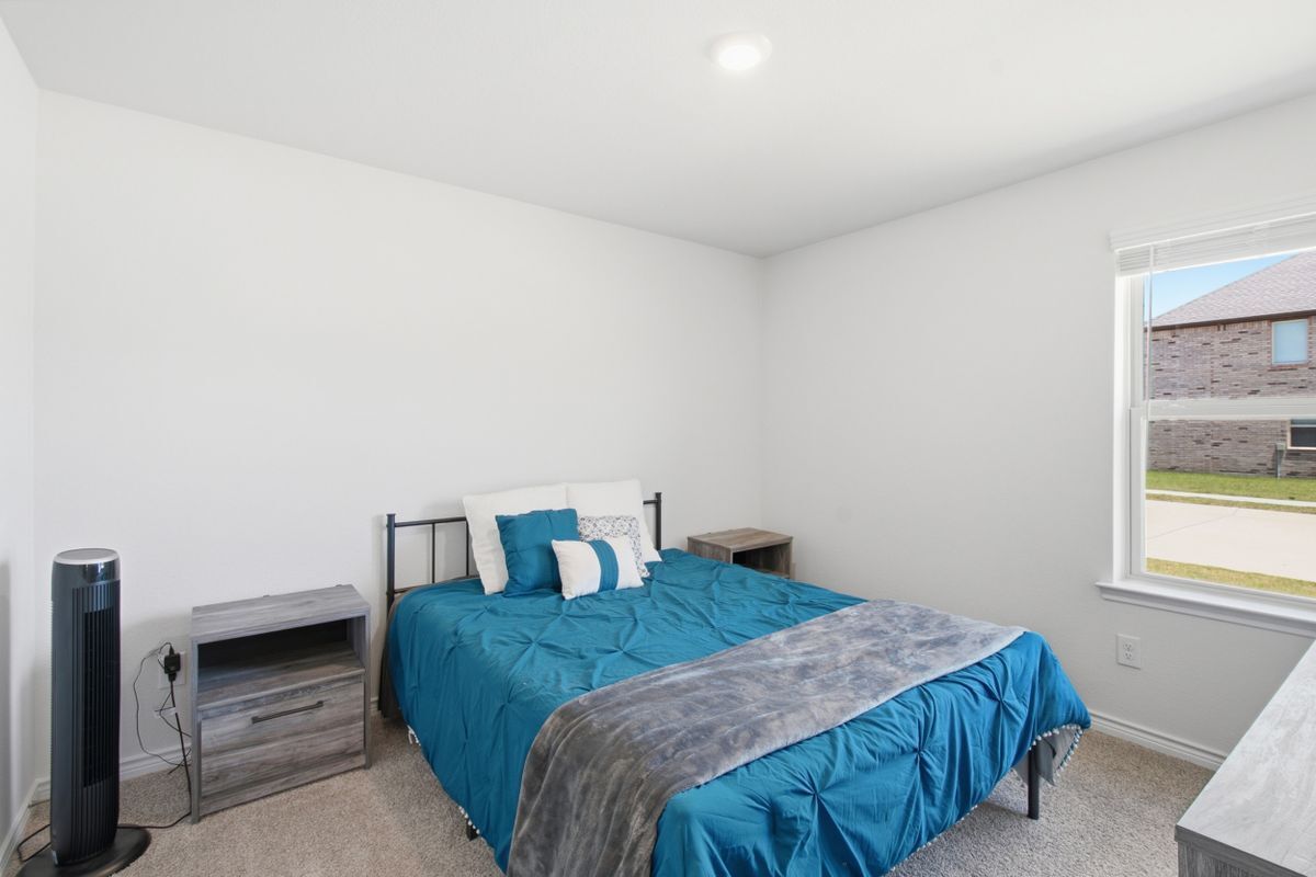 Building Photo - 9937 Tin Star St