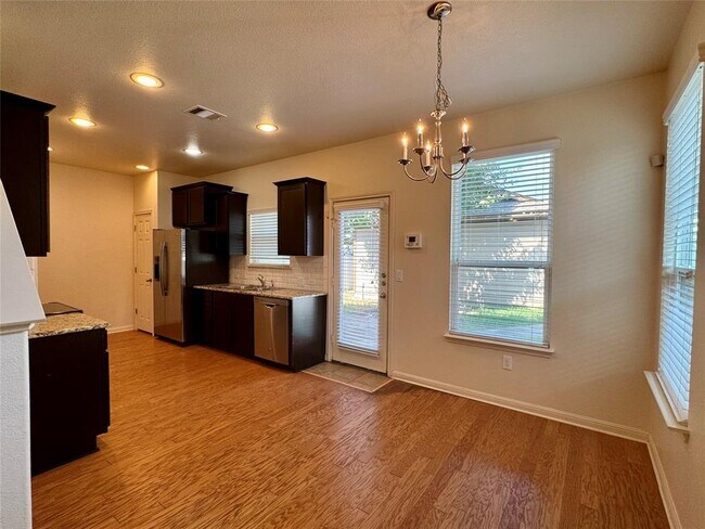 Building Photo - 18420 Mammoth Cave Blvd