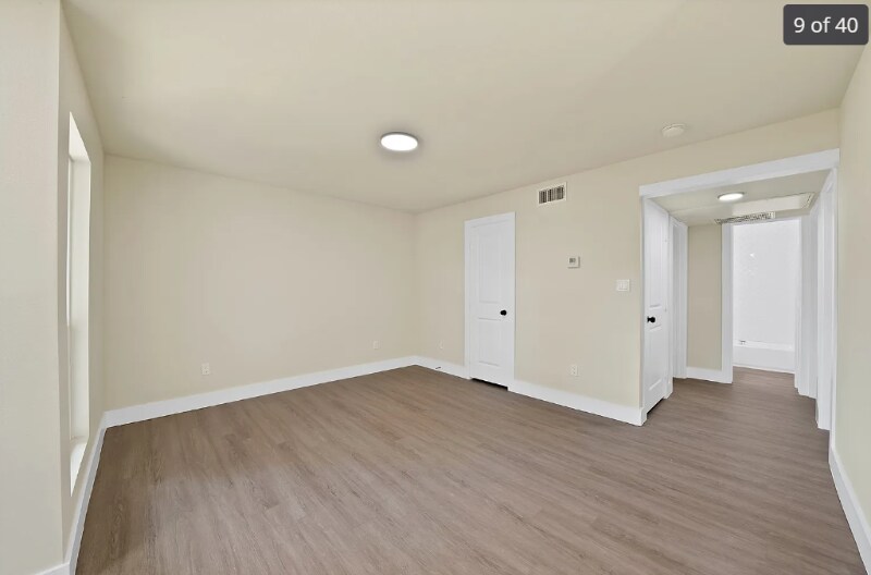 Building Photo - 306 Renfro St