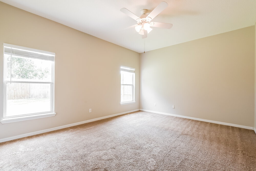 Building Photo - 10531 Leader Ln