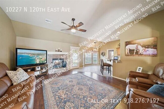 Building Photo - 10227 N 120th E Ave