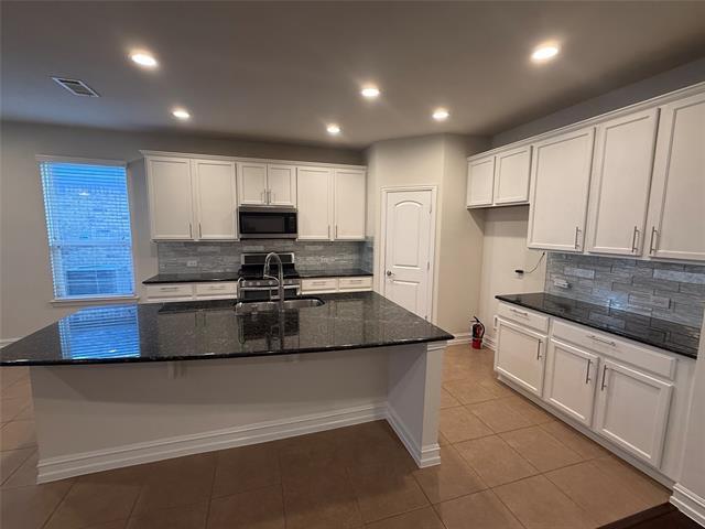 Building Photo - 2341 Leeward Pl