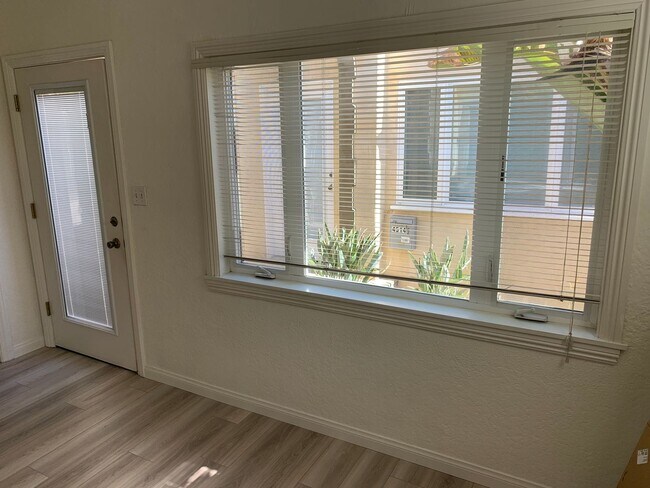 Building Photo - Perfect 1BD/1BA North Park Apartment w/ Private Patio & Garage! Only $1,995/month!