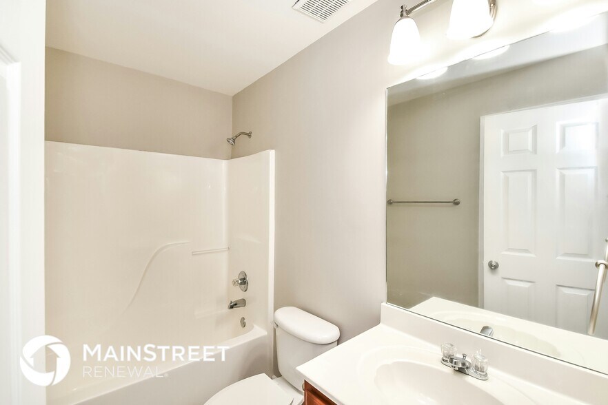 Building Photo - 5664 Wakehurst Dr