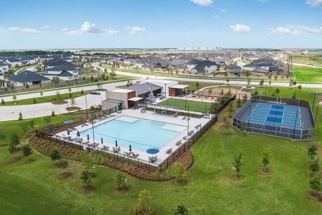 Building Photo - 18218 Hibiscus Crescent Ln