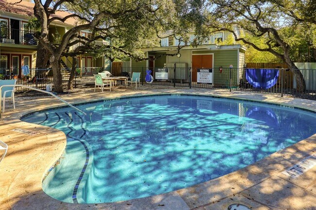 Building Photo - 3601 Menchaca Rd