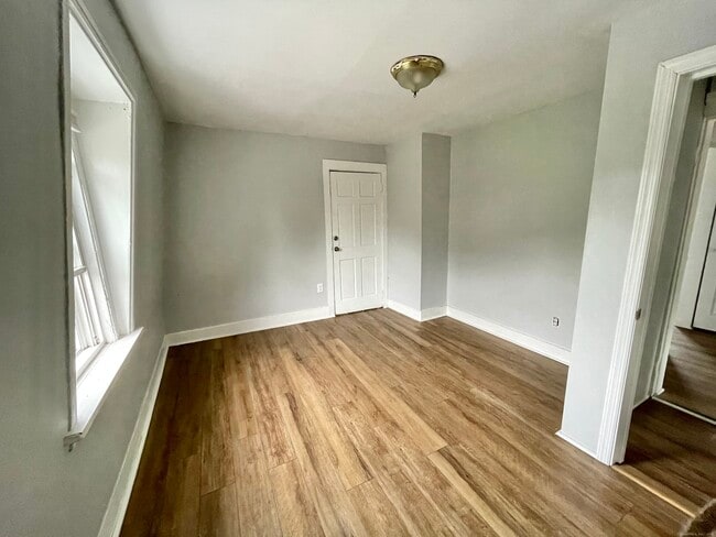 Building Photo - 58 Sylvan Ave