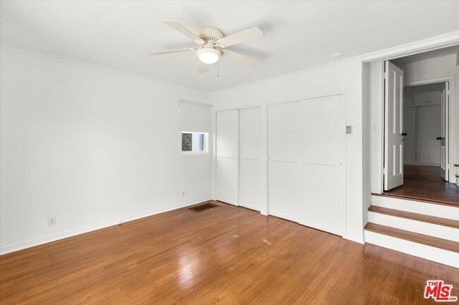 Building Photo - 2258 Moreno Dr