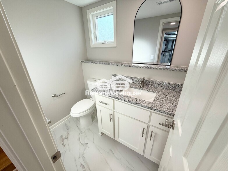 Building Photo - 7117 W 69th St