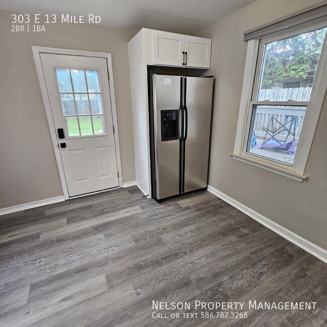 Building Photo - 303 E Thirteen Mile Rd