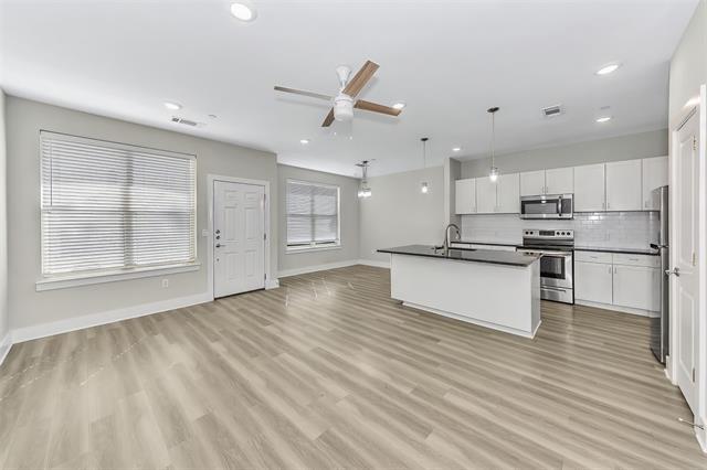 Building Photo - 3604 Aaron Pl