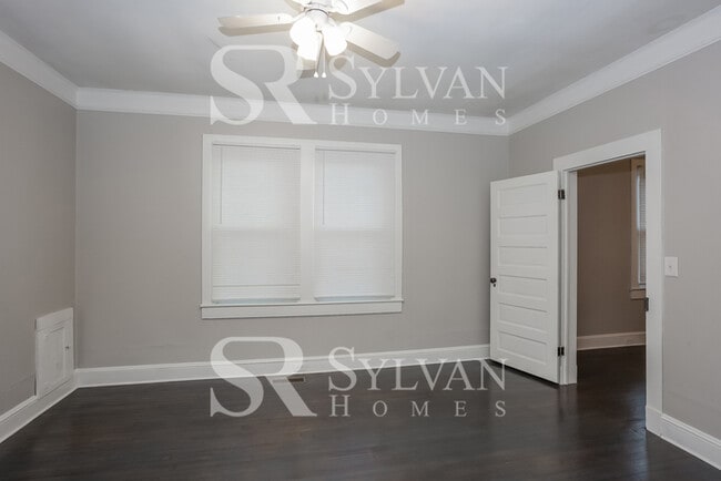 Building Photo - The ideal space to balance life, work, and play.