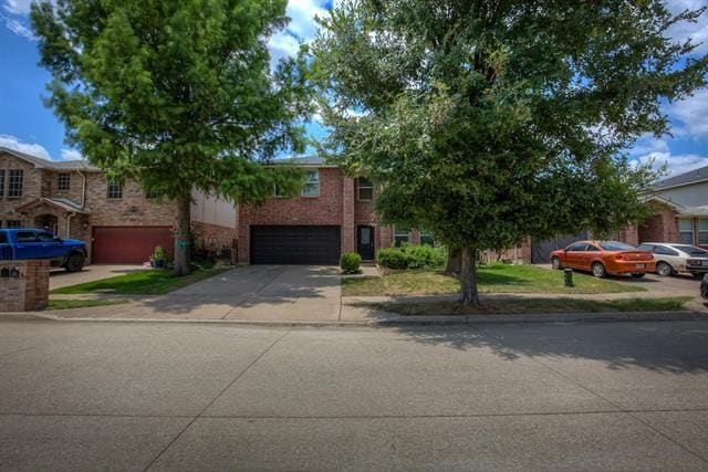 Building Photo - 16609 Woodside Dr