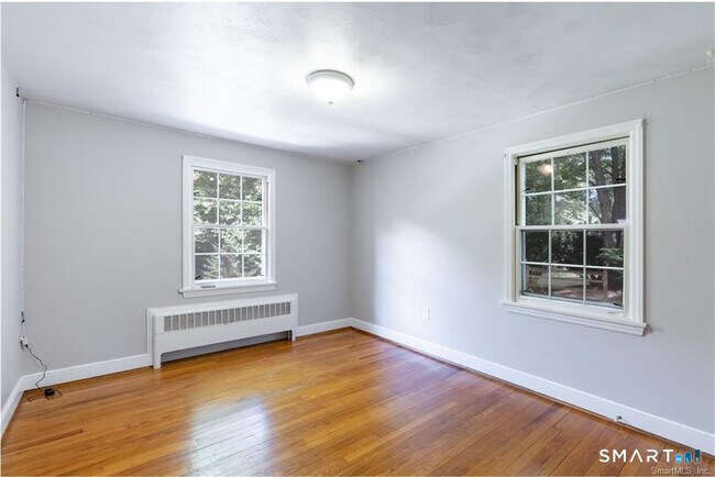 Building Photo - 37 Old Wheeler Ln