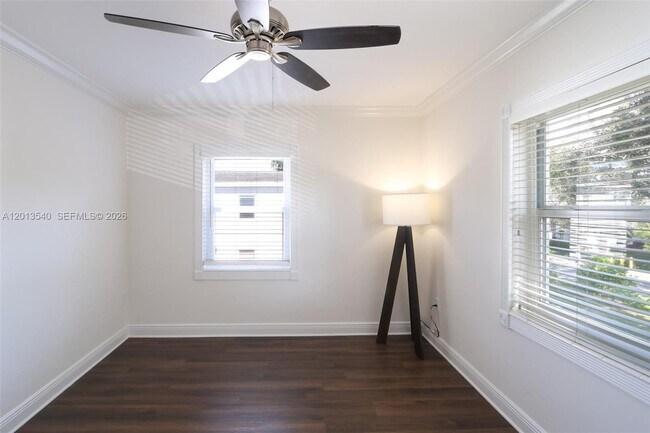 Building Photo - 7740 SW 54th Ct