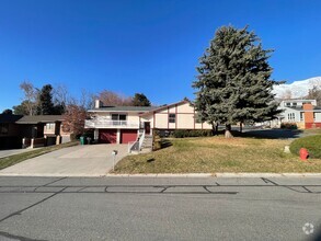 Building Photo - Spacious Home on the Northeast Bench in Orem