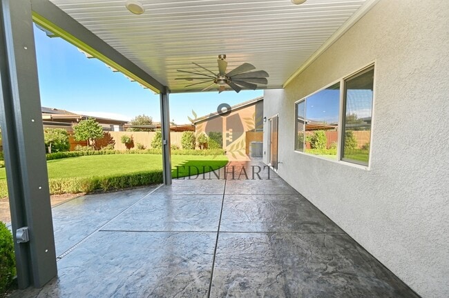 Building Photo - 645 Blue Oak Lane W