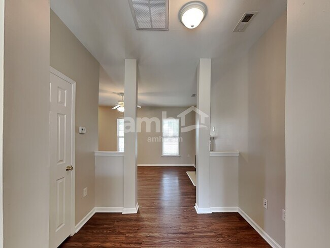 Building Photo - 4003 Semmes Ln