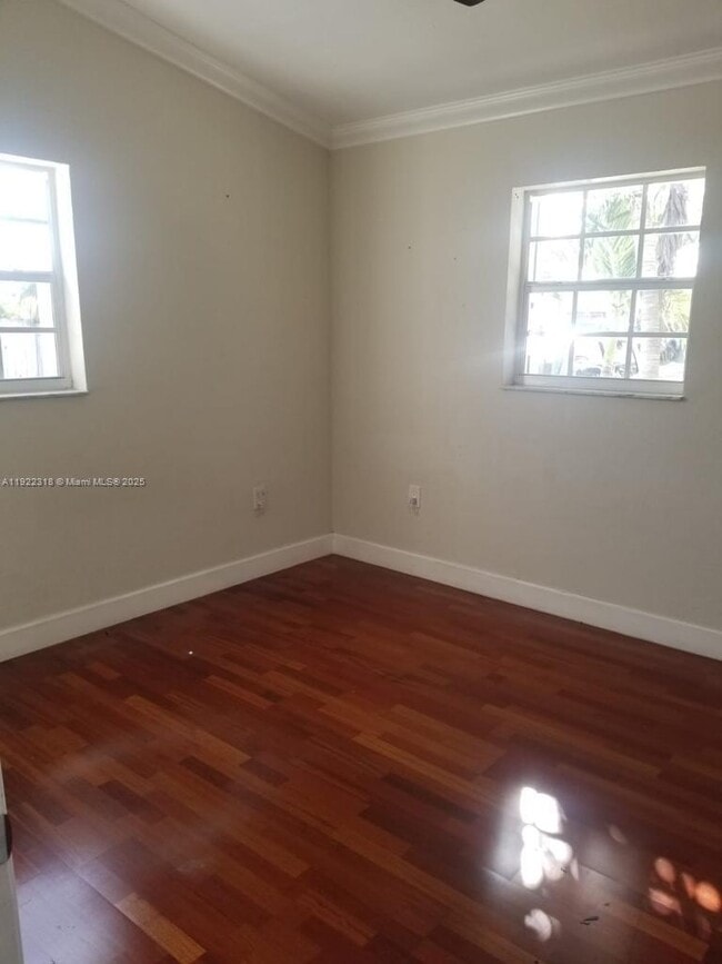 Building Photo - 5125 SW 102nd Ave