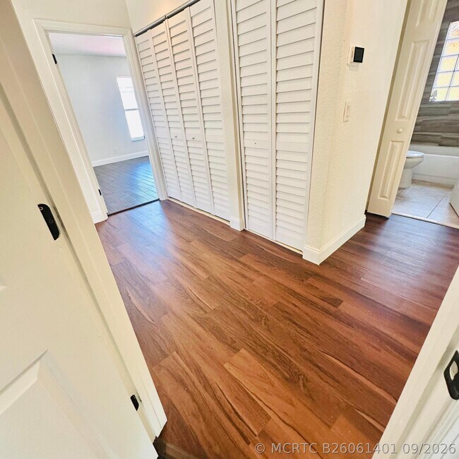 Building Photo - 4147 Meade Way