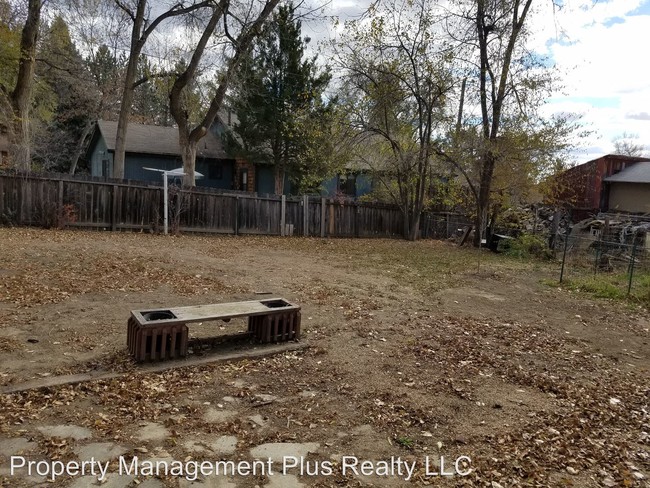 Building Photo - 3 br, 1 bath House - 156 Sunset