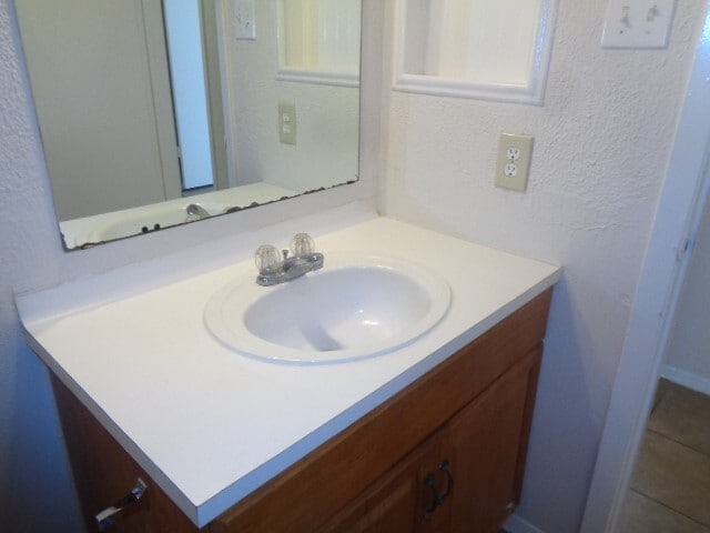 Building Photo - 13919 Tower Point Dr