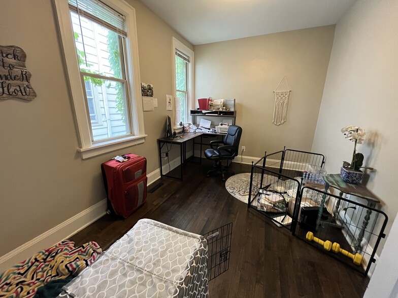 Large 2nd Bedroom - 2512 N Humboldt Blvd