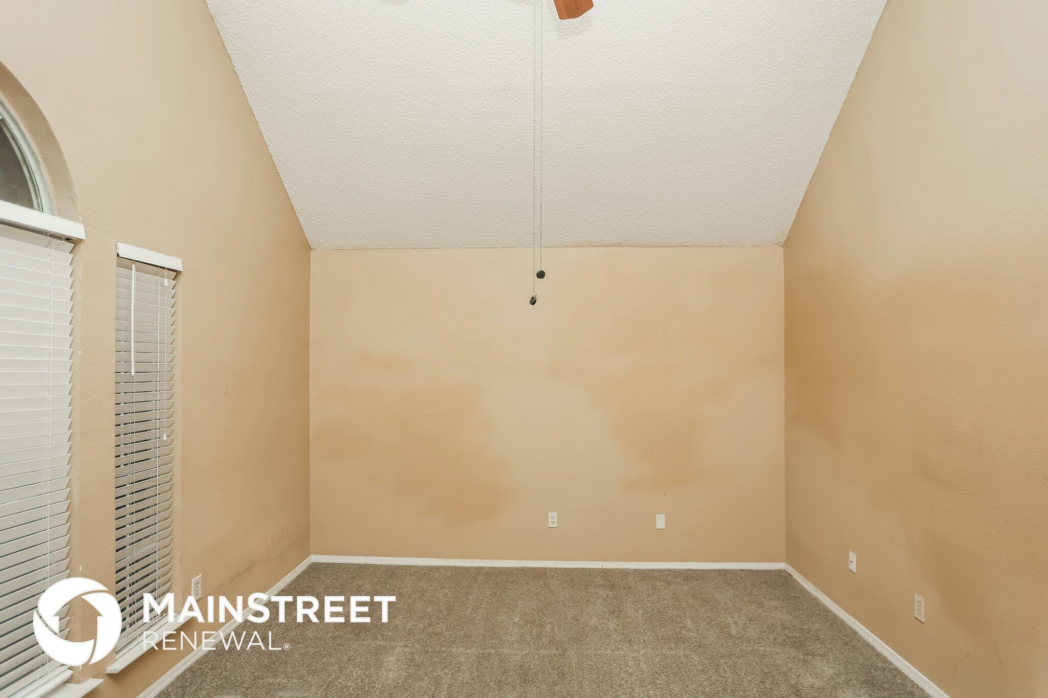 Building Photo - 1717 Worthington Ln